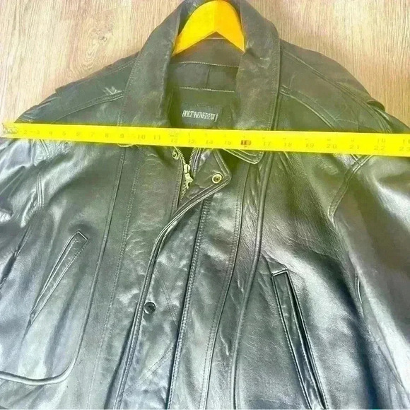 HOLT RENFREW BLACK LEATJER WINTER COAT FOR MEN SIZE M/L - Picture 16 of 16